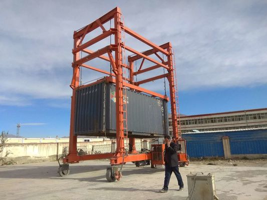 قابل حمل سیار RTG RMG کانتینر جرثقیل دروازه ای 40T برای انبارها