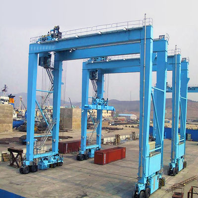 Straddle Carrier Rubber Tire Gantry Crane Mobile Container Crane 35 تن 41 تن