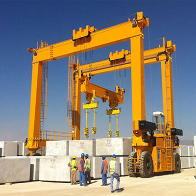 تایر لاستیکی جرثقیل کانتینری 30 تنی 50 تن استرادل کرین 40 تنی RTG
